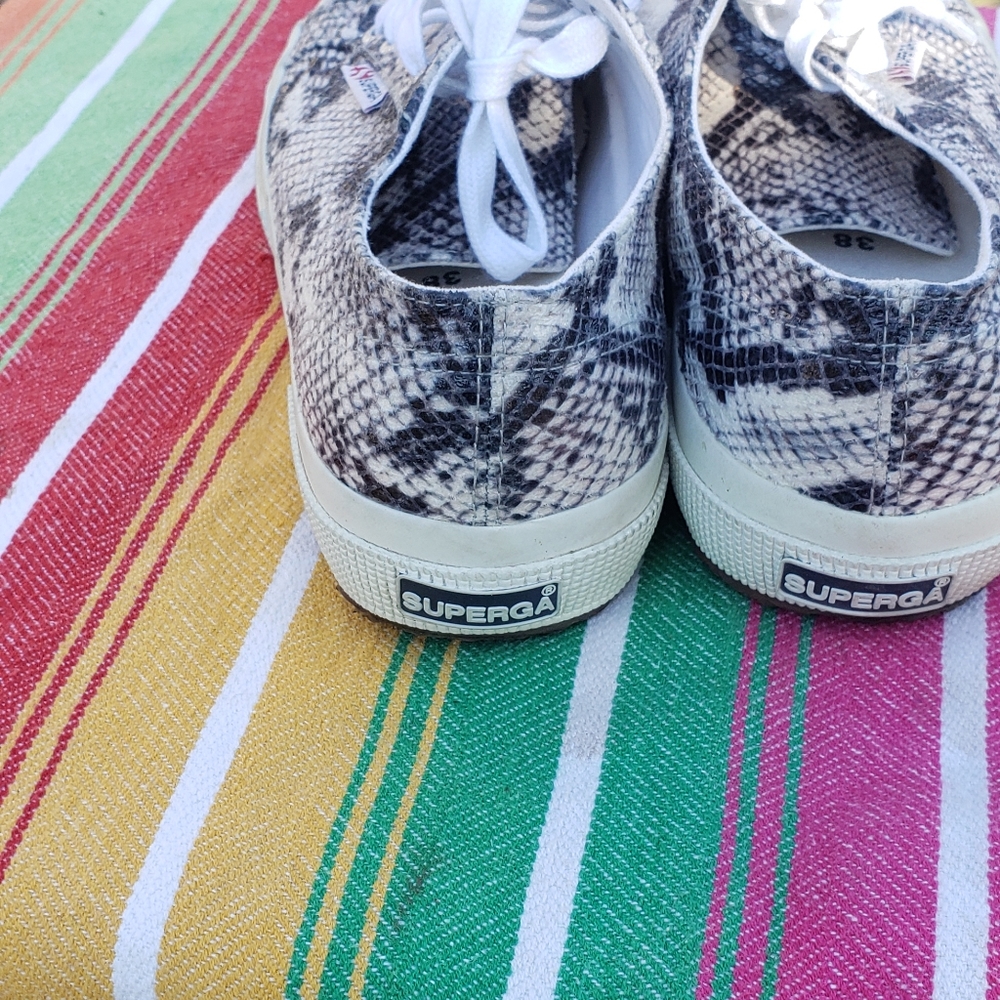 Superga shoes size 7.5 used once - Picture 4 of 7